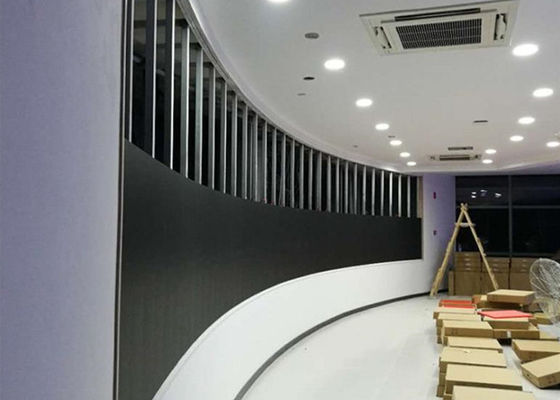 Esnek HD LED Video Duvar P2.5 900 Nits Yüksek Yenileme Ön Erişim Bakımı