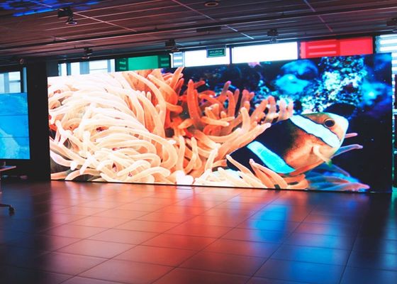 1200cd / m2 SMD2020 P3.91mm Önden Servis Led Ekran 500x500mm